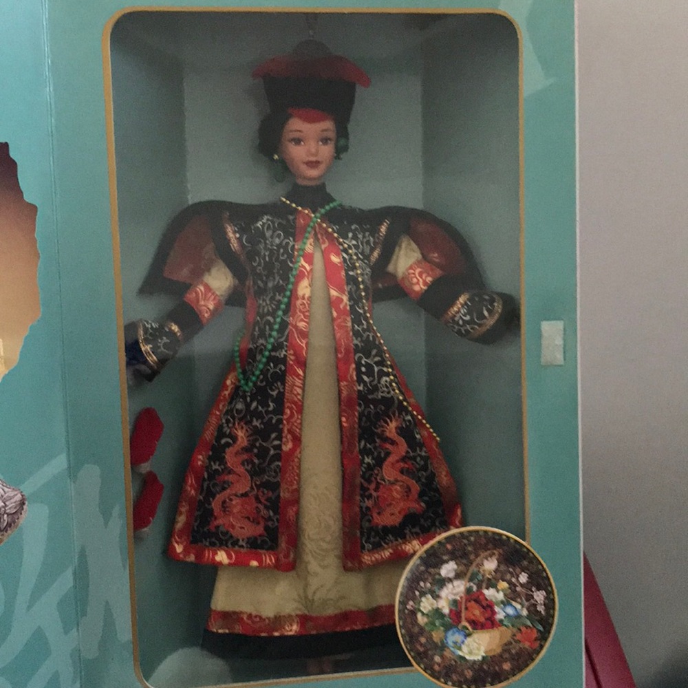 Chinese empress Barbie - collectors edition